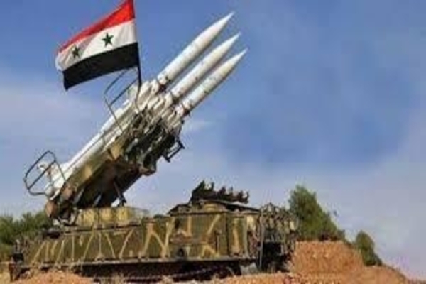 سوريا تتصدي للقصف الصاروخي الصهيوني